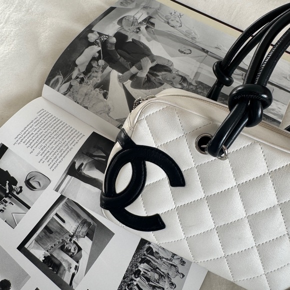 CHANEL mini Ligne Cambon Bowler bag - Picture 9 of 9